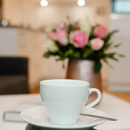 Di Gooki Apartamento